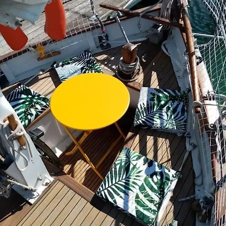 Superbe Vieux Greement A La Rochelle Botel